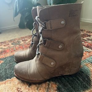 Sorel lace-up Joan of Arctic wedge boot